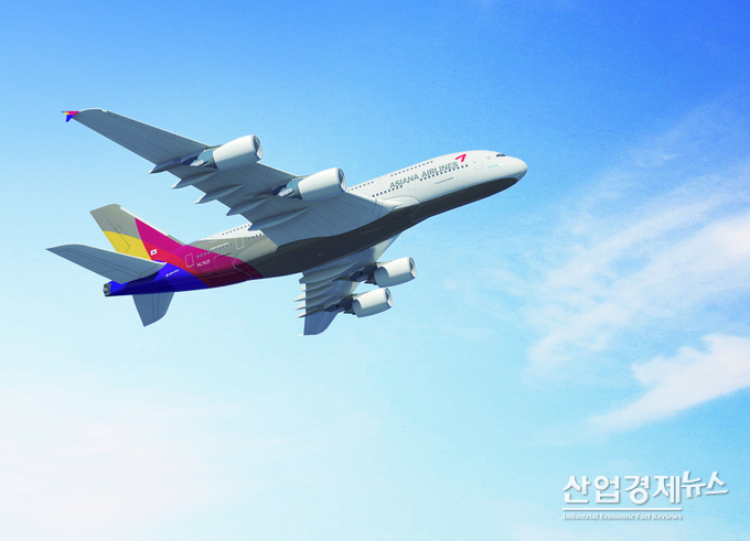 아시아나 A380-3 항공기. 자료사진 아시아나