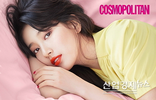 랑콤의 수지 화보 공개 (사진 제공=코스모폴리탄)