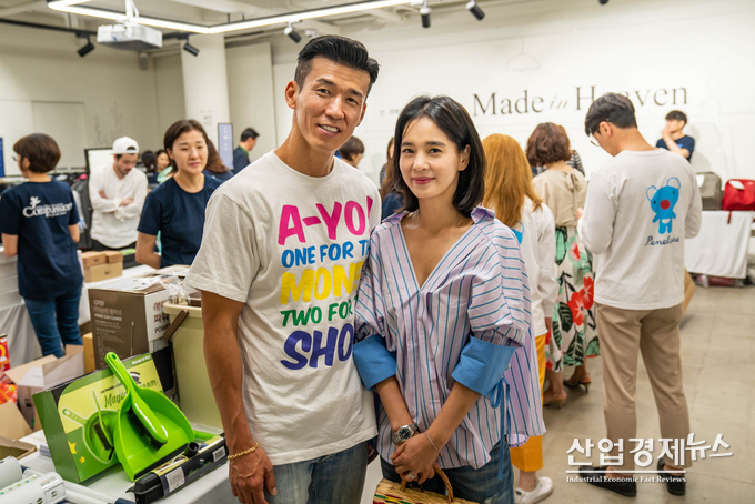 국제어린이양육기구 컴패션, 션-정혜영 홍보대사가 어린이를 위한 자선바자회를 개최했다.