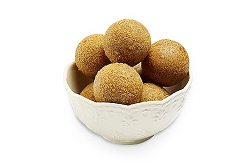 달콤바삭치즈볼 이미지컷...bhc치킨 제공