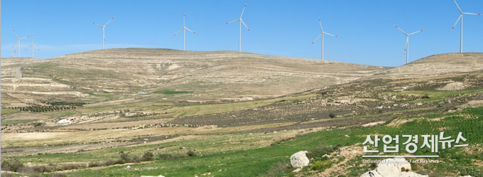 지난 9월 파이넌싱에 성공해 사업착수에 들어간 '요르단 타필라 풍력발전소' 예상도. 이미지=대림산업 제공