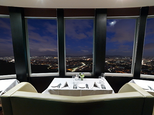 엔그릴에서 내려다 본 서울 야경