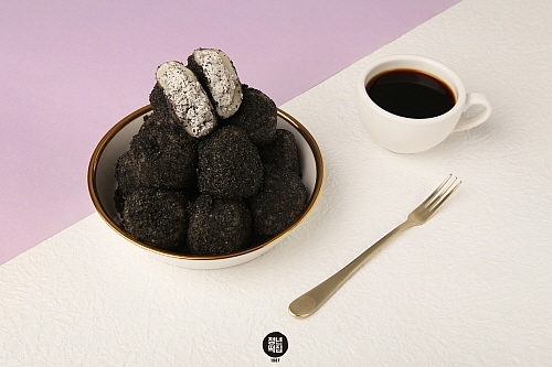 흑심떡 연출 컷...청년떡집 제공