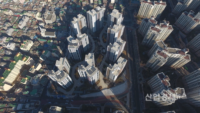 백련산 파크자이 실제모습. 준공완료되어 즉시 입주가 가능하다. 사진=GS건설 제공