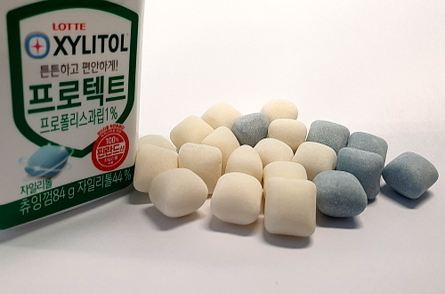 2019 신제품 롯데자일리톨껌(프로폴리스 화이트) 연출 컷...<사진=롯데제과 제공>