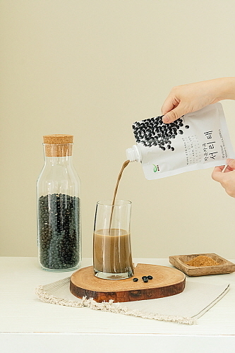 차곡차곡 서리태 연출 컷...본아이에프 제공