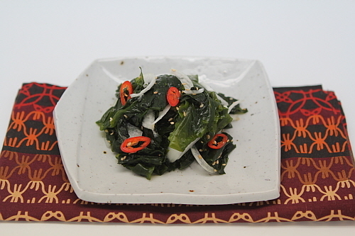 물미역 초무침 연출 컷...CJ프레시웨이 제공