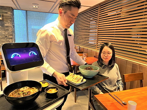 ,사진=CJ푸드빌 제공>