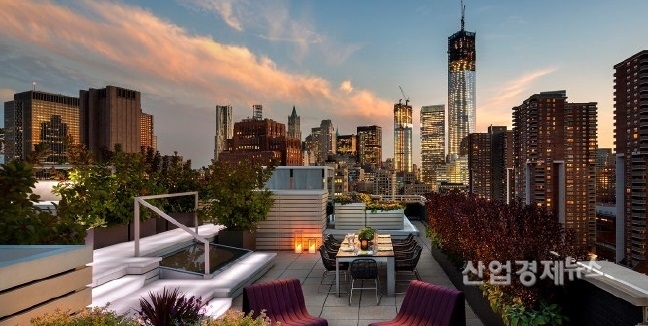 트릴리언트몰 옥상정원 투시도. 이미지=대우건설