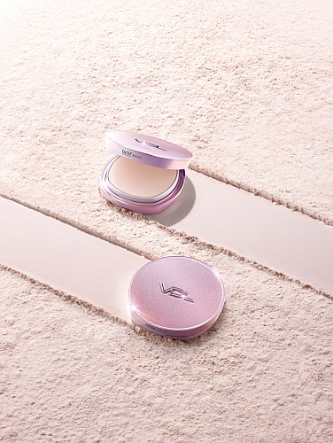 VDL 엑스퍼트 블러 픽싱 파우더 연출 컷...LG생활건강 제공