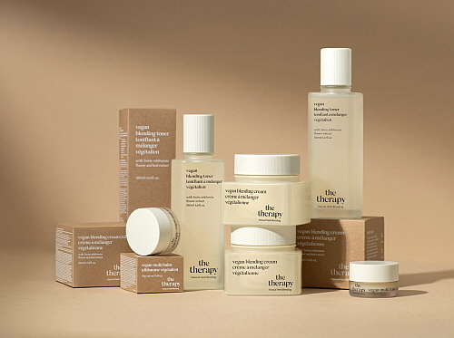 더테라피 비건 라인 연출 컷..LG생활건강 제공