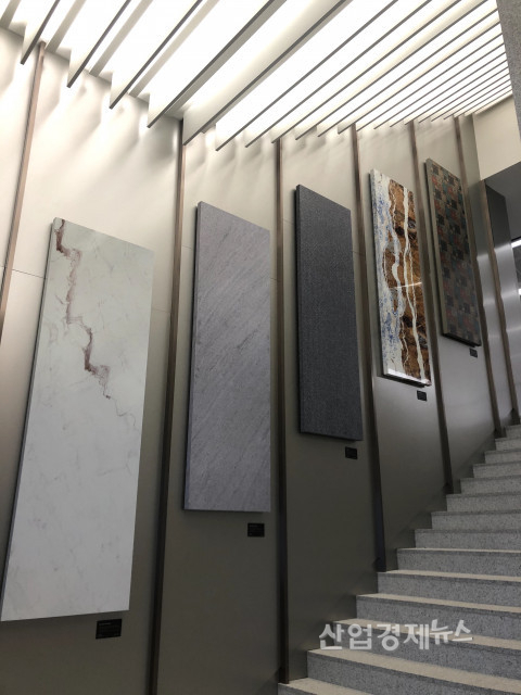 포스코스틸리온의 인피넬리(컬러강판) 제품. 사진=포스코스틸리온