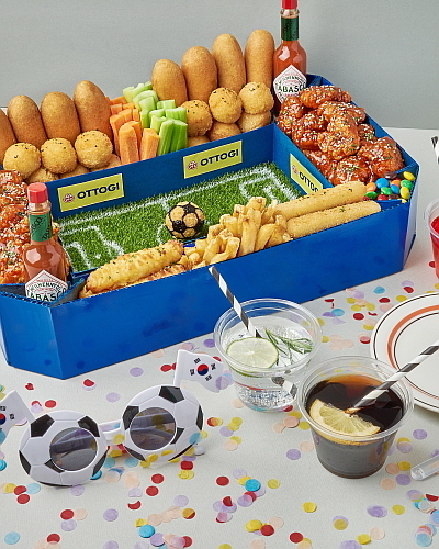 핑거푸드 제품 연출 컷...<사진=오뚜기 제공>