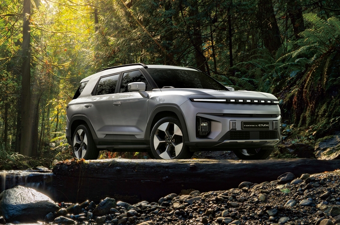 KG 모빌리티의 중형 전기 SUV ‘토레스 EVX’ 사진=KG모빌리티