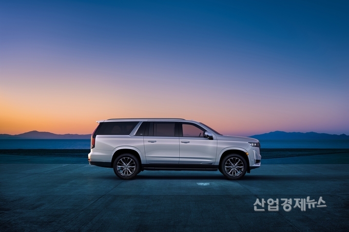 캐딜락 에스컬레이드 ESV