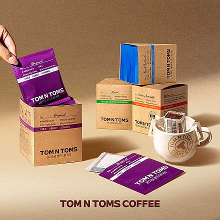 핸드 드립커피 4종 연출 컷...<사진=탐앤탐스 제공>