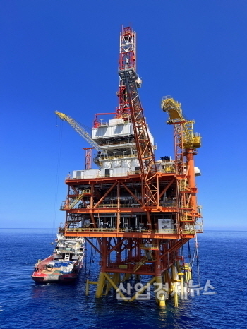 중국 17-03 광구에 설치된 원유 생산 플랫폼. 사진=SK어스온