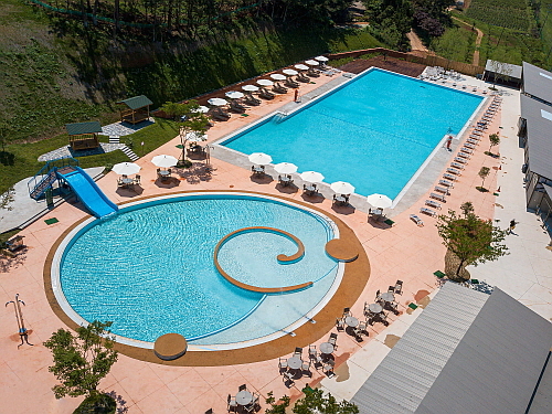 야외 수영장 전경...<사진=상하농원 제공>