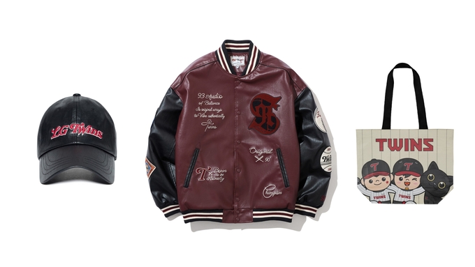 LG트윈스 우승 프로모션 굿즈 (왼쪽부터)레더 볼캡, 바시티 자켓, 리유저블 백